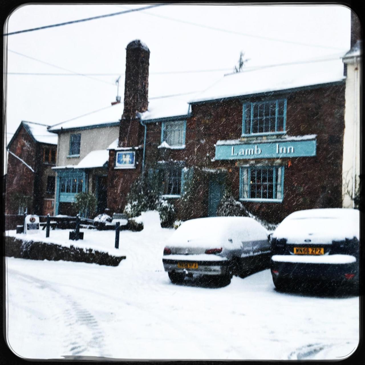 The Lamb Inn Crediton Bagian luar foto